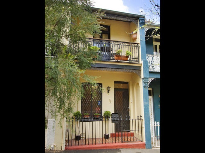 18 Whitehorse Street, Newtown NSW 2042