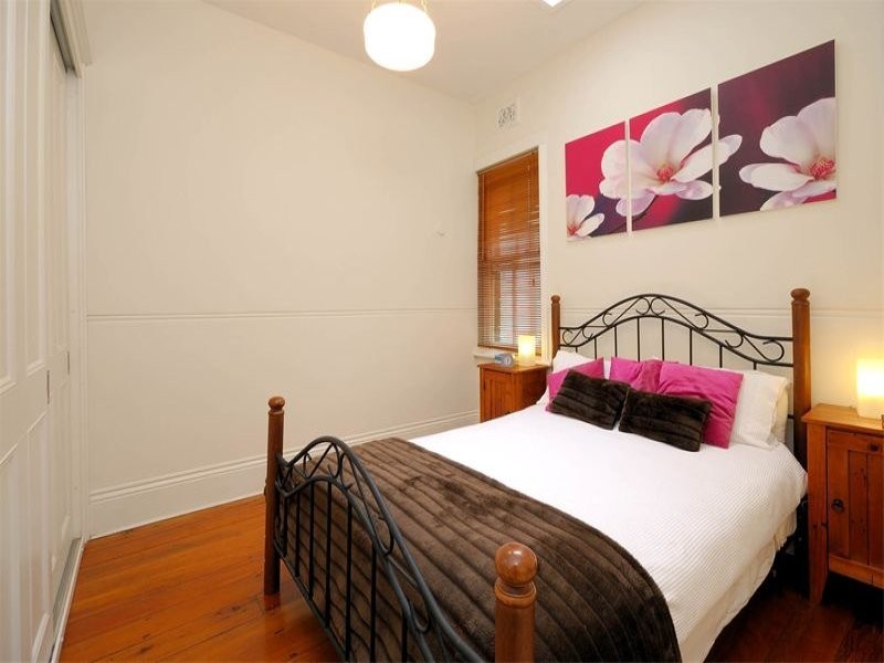 24 Wells Street, Newtown NSW 2042