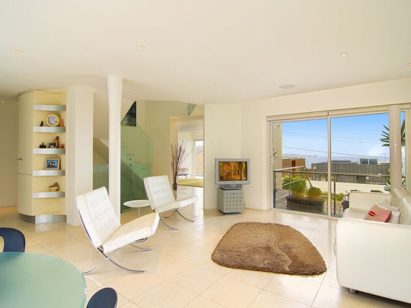 9 Ron Filbee Place, South Coogee NSW 2034