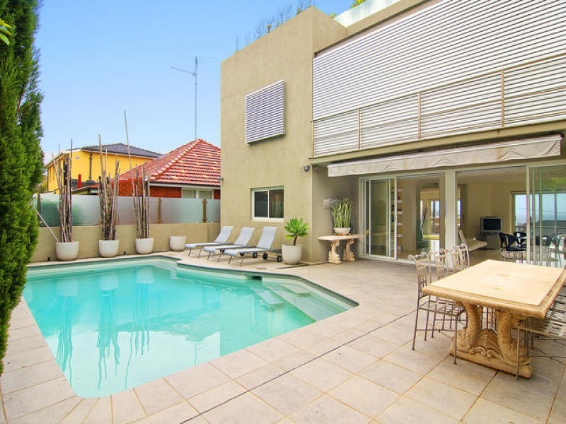 9 Ron Filbee Place, South Coogee NSW 2034