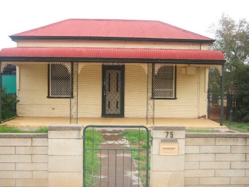 75 Creedon Street, Broken Hill NSW 2880