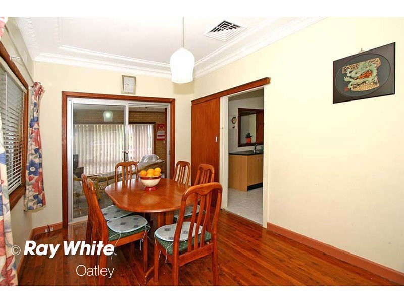 35 Beaumaris Crescent, Mortdale NSW 2223