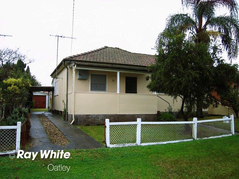 37 Waitara Parade, Hurstville Grove NSW 2220