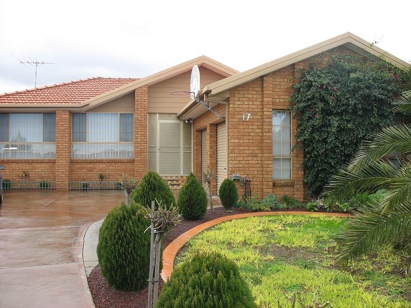 17 Coorong Court, Meadow Heights VIC 3048