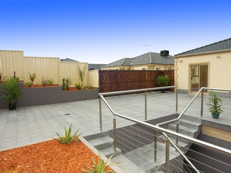 7 McIvor Way, Attwood VIC 3049