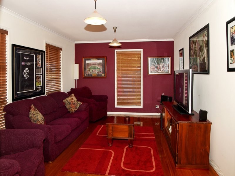 6 KERNOT COURT, Westmeadows VIC 3049