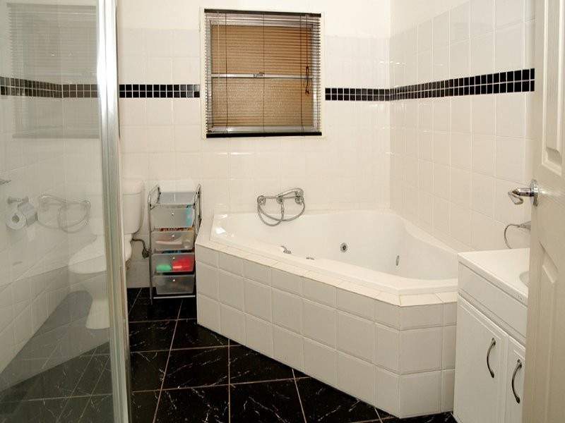 6 KERNOT COURT, Westmeadows VIC 3049