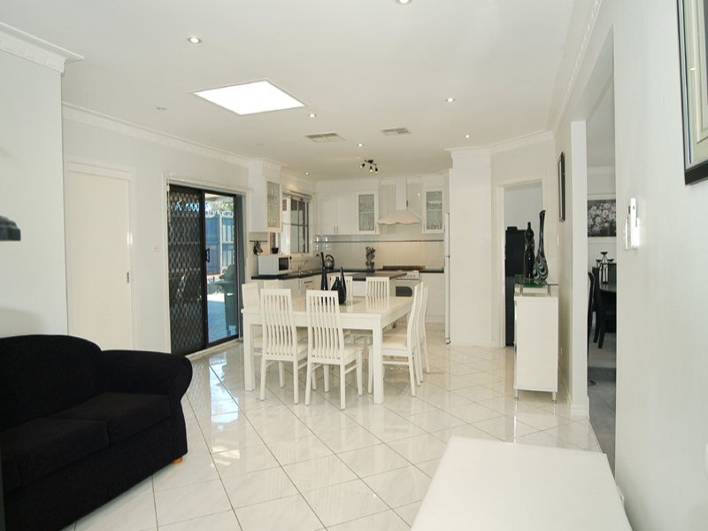 9 Burnley Court, Greenvale VIC 3059