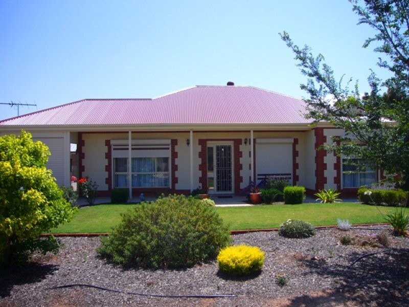 1 Adrian Street, Murray Bridge SA 5253