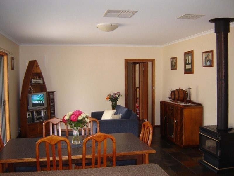 6 Diamantina Court, Murray Bridge SA 5253