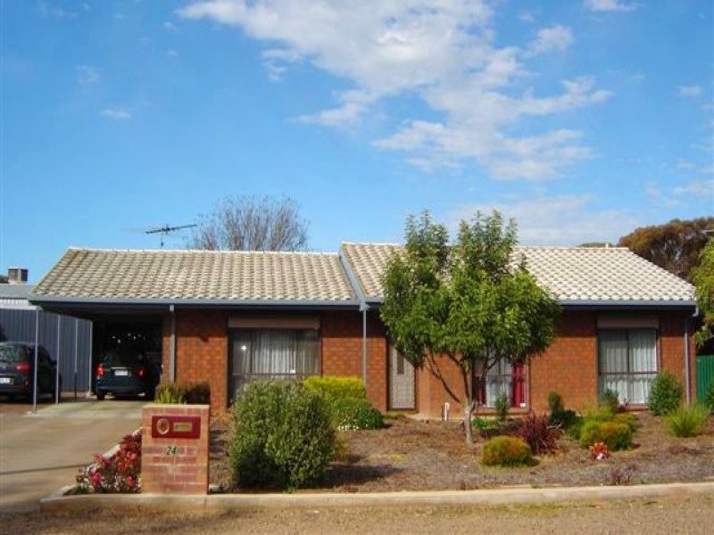24 Todd Avenue, Murray Bridge SA 5253