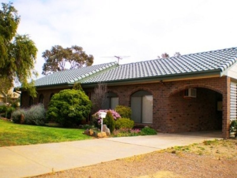6 Edinburgh Street, Murray Bridge SA 5253