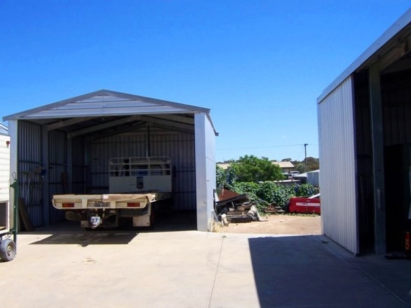 141 Adelaide Road, Murray Bridge SA 5253