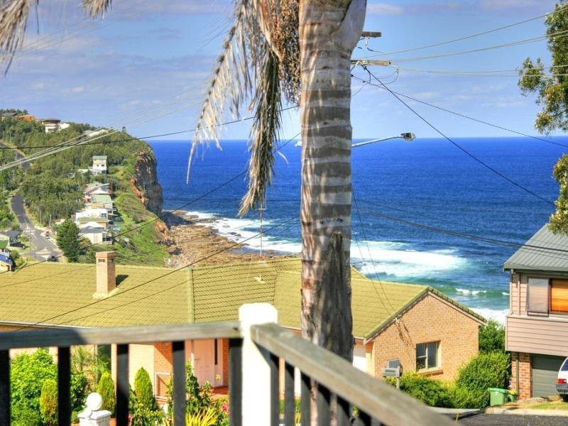 49 Circulo Drive, Copacabana NSW 2251