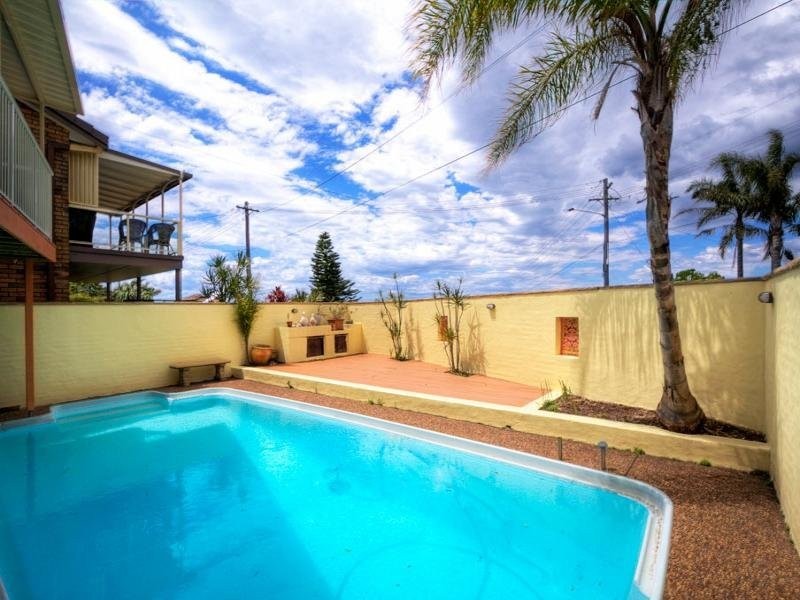 39 Circulo Drive, Copacabana NSW 2251