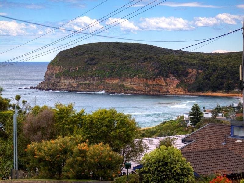 39 Circulo Drive, Copacabana NSW 2251