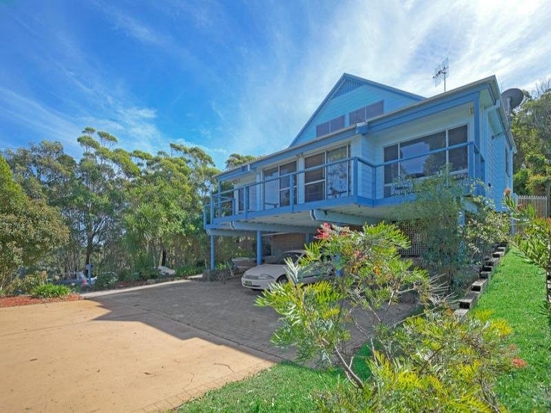 1 Chico Street, Copacabana NSW 2251