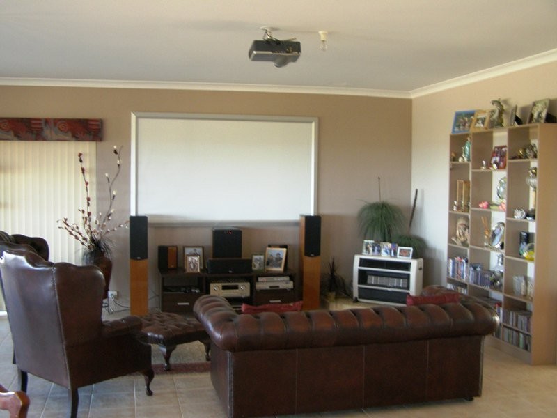 28 The Lookout, Karakin WA 6044