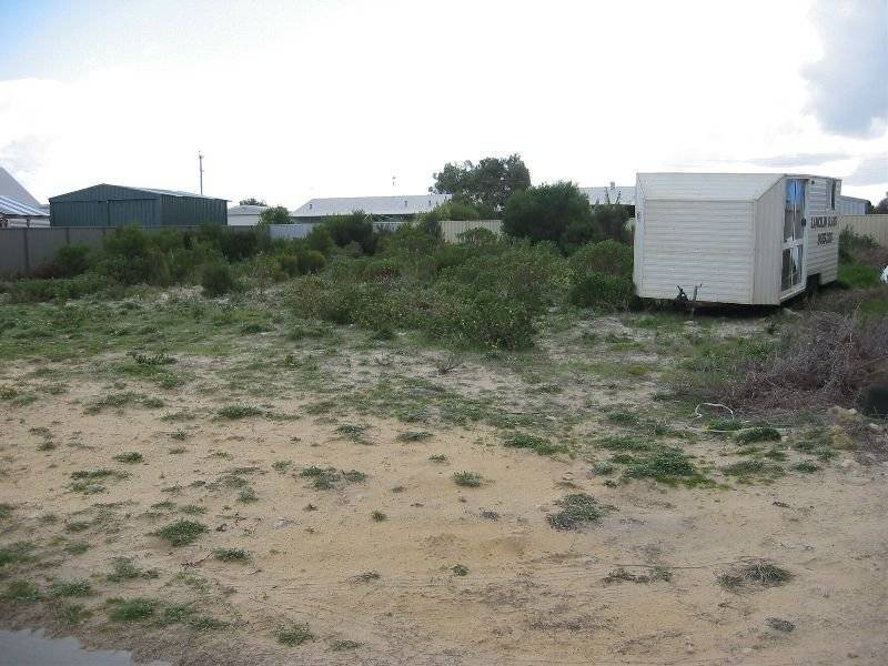 3 Thomas Place, Lancelin WA 6044