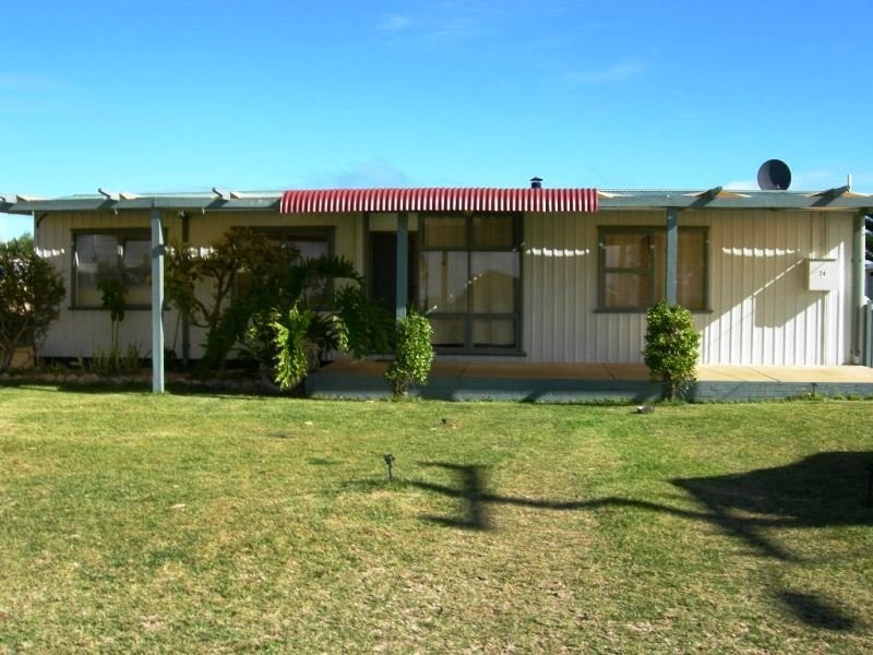 24 Cockram Street, Lancelin WA 6044