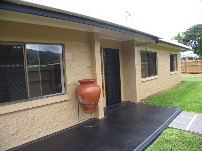 14 Harper Close, Manunda QLD 4870