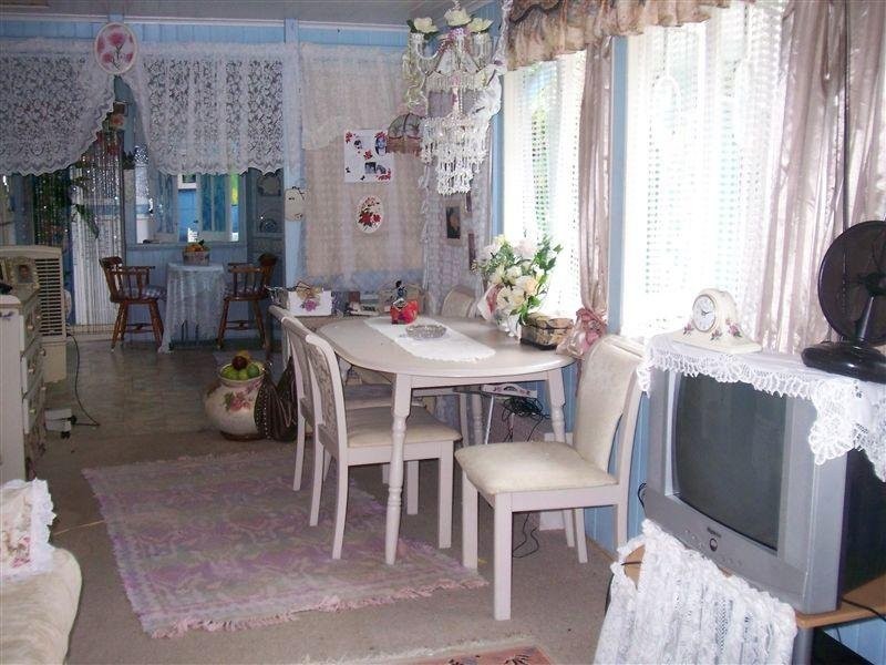 237 Lyons Street, Westcourt QLD 4870