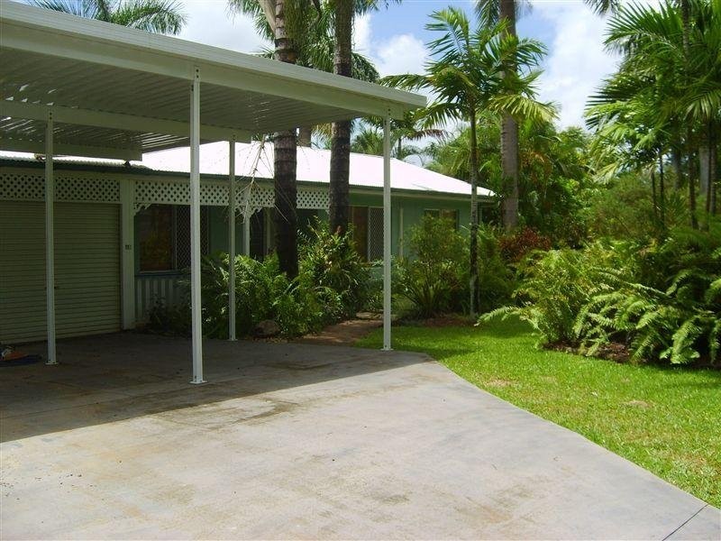 35 Cyperus Drive, Redlynch QLD 4870