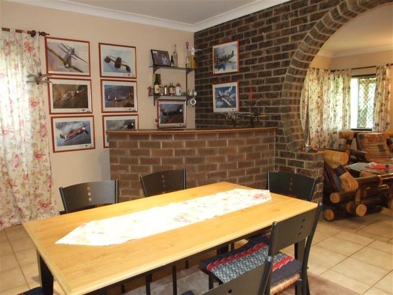 4 Delaney Close, Kanimbla QLD 4870