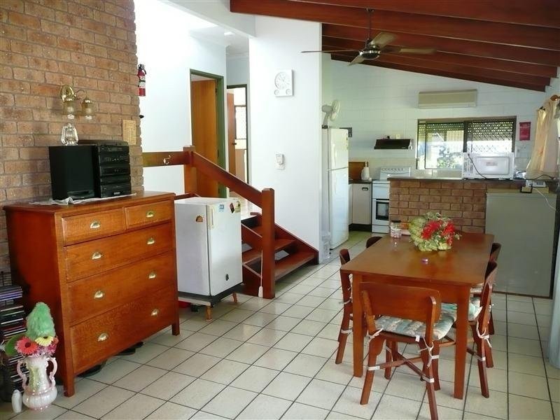 2 Brett Street, Mooroobool QLD 4870