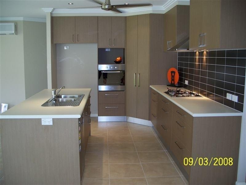 13 Roderick Street, Bentley Park QLD 4869