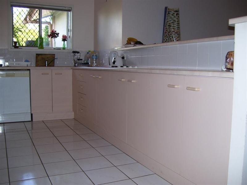 14 Hymes Street, Kanimbla QLD 4870