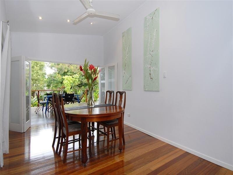 143 Greenslopes Street, Edge Hill QLD 4870