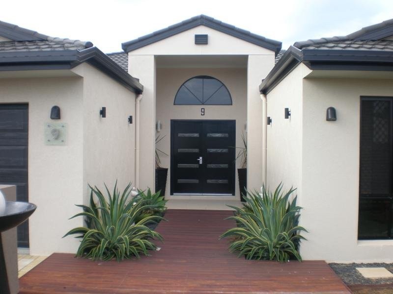 9 Smoko Close, Brinsmead QLD 4870