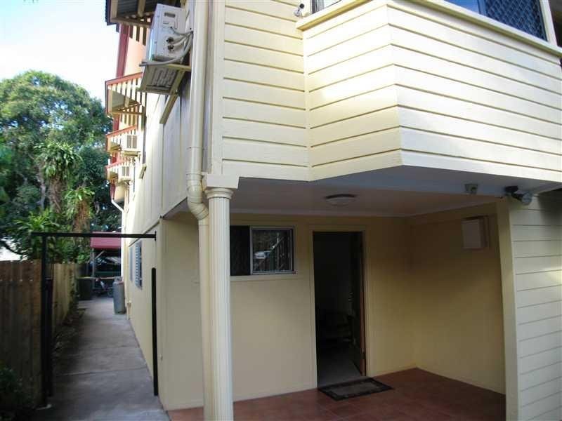 68 Water Street, Cairns City QLD 4870