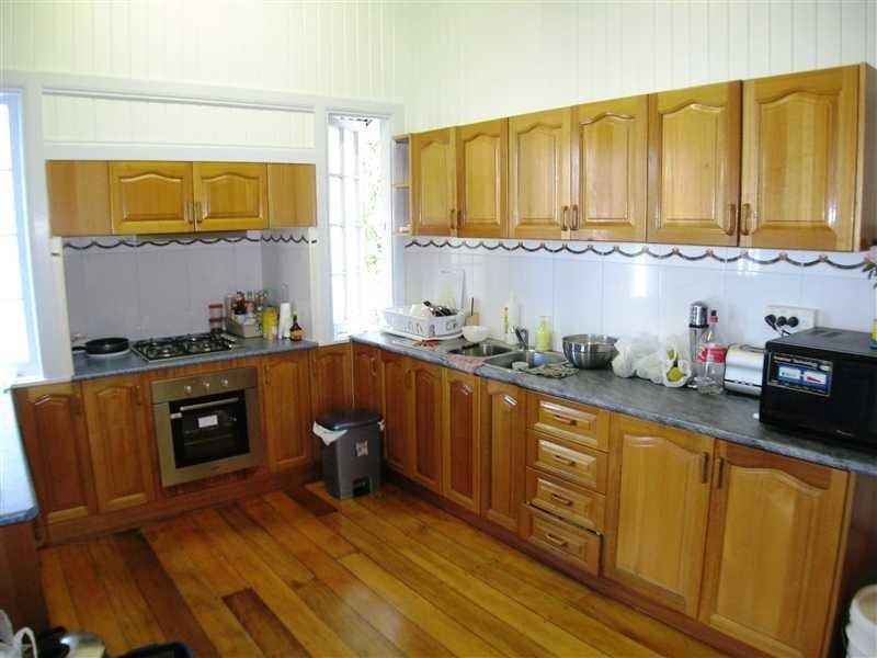 11 Dunn Street, Cairns North QLD 4870