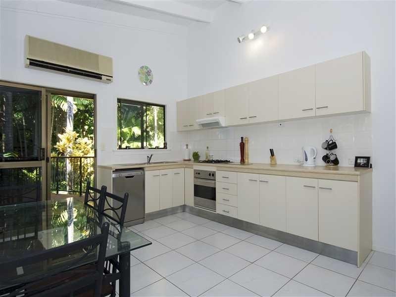 14 Trinidad Close, Trinity Beach QLD 4879