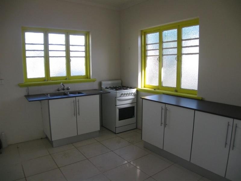 10 Edgar Street, Bungalow QLD 4870