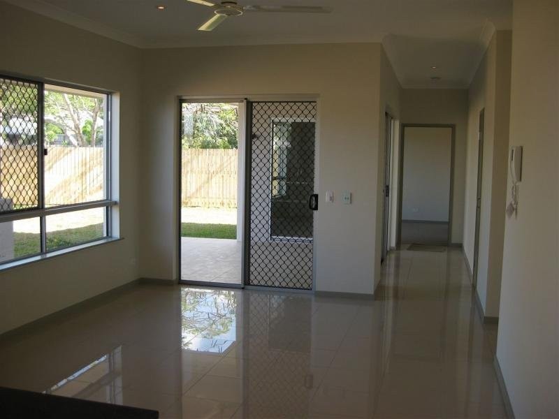 15 McAlister Avenue, Kewarra Beach QLD 4879