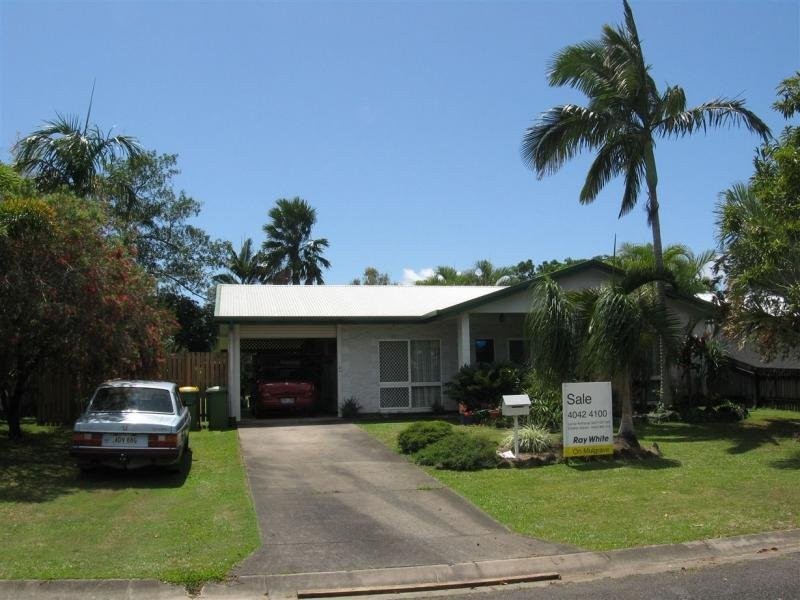 14 Kangaroo Street, Bentley Park QLD 4869