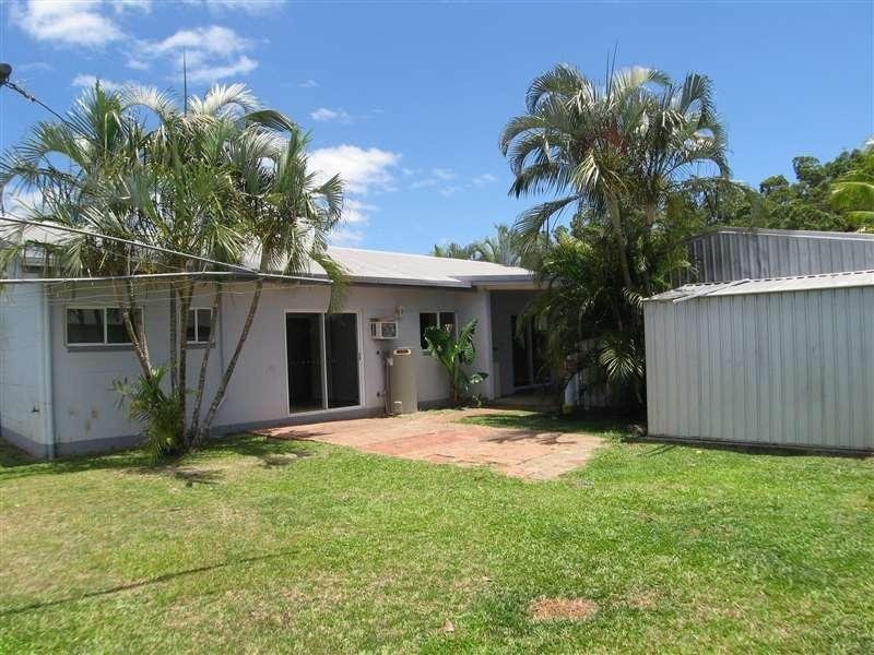 33 Cracknell Road, White Rock QLD 4868