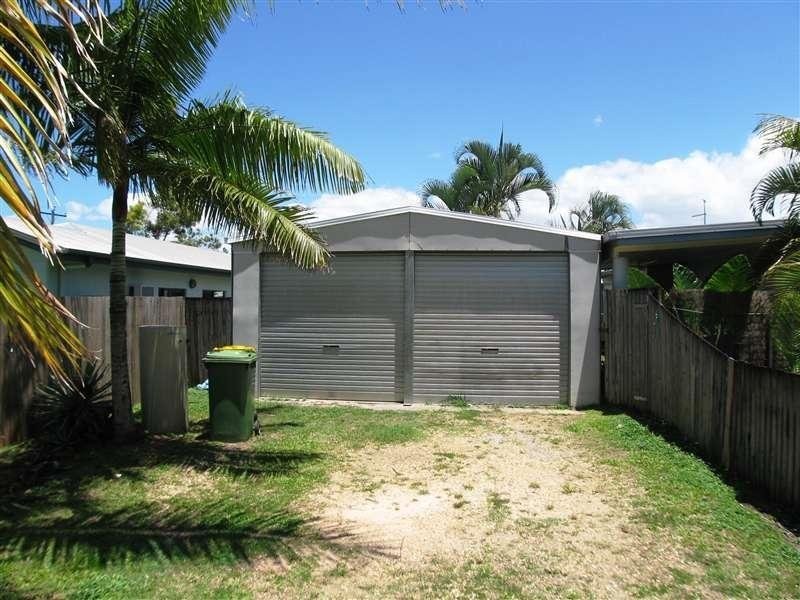 33 Cracknell Road, White Rock QLD 4868