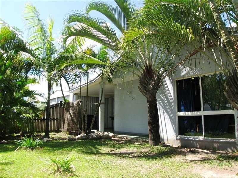 33 Cracknell Road, White Rock QLD 4868