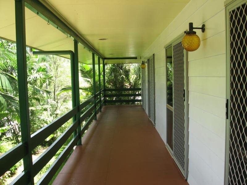 1 Bremner Street, Mooroobool QLD 4870