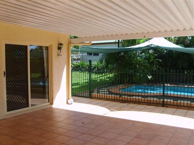 6 Roma Close, Mount Sheridan QLD 4868