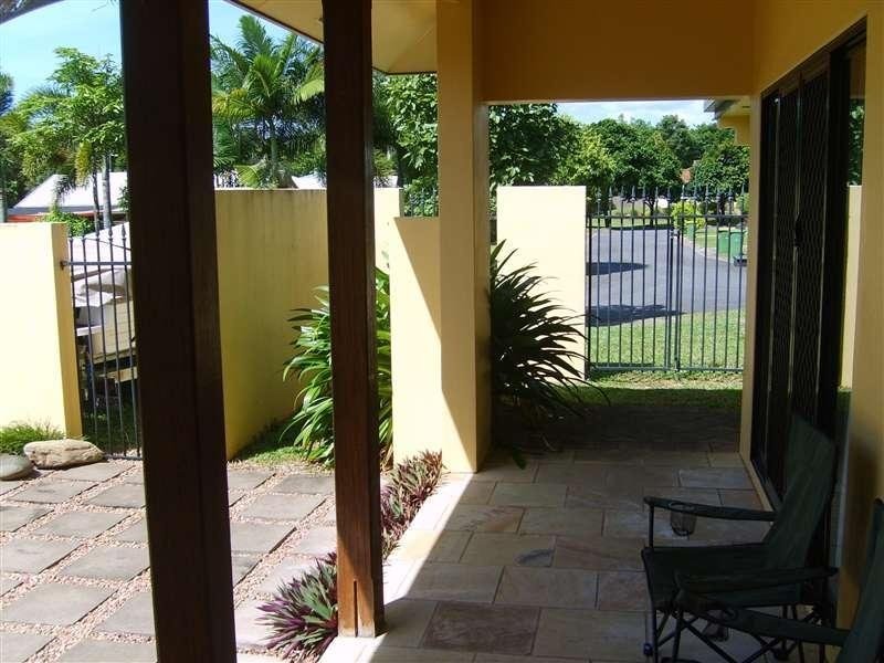 8 Roma Close, Mount Sheridan QLD 4868