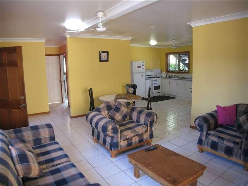 18 Harris Street, Parramatta Park QLD 4870
