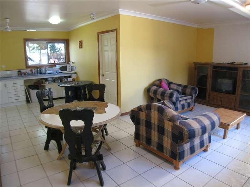 18 Harris Street, Parramatta Park QLD 4870
