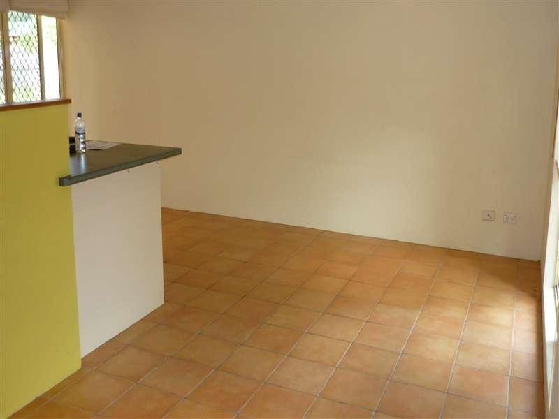 6 Roma Close, Mount Sheridan QLD 4868