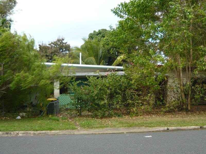 15 Herries Street, Earlville QLD 4870
