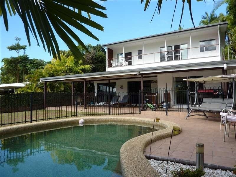 32 View Street, Brinsmead QLD 4870